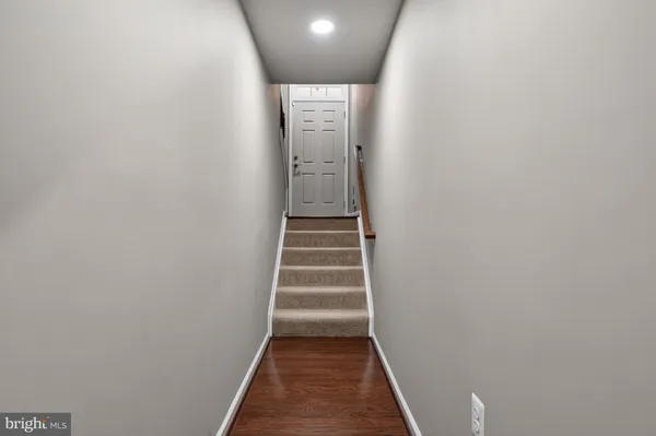 $495,000 | 15258 Rosemont Manor Drive, Haymarket, VA 20169