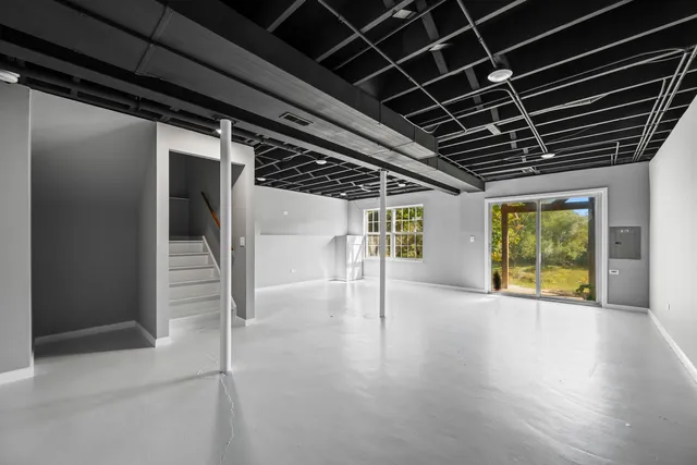 $2,500 | 231 Grandview Court, Algonquin, IL 60102