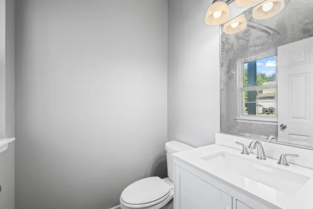 $2,500 | 231 Grandview Court, Algonquin, IL 60102