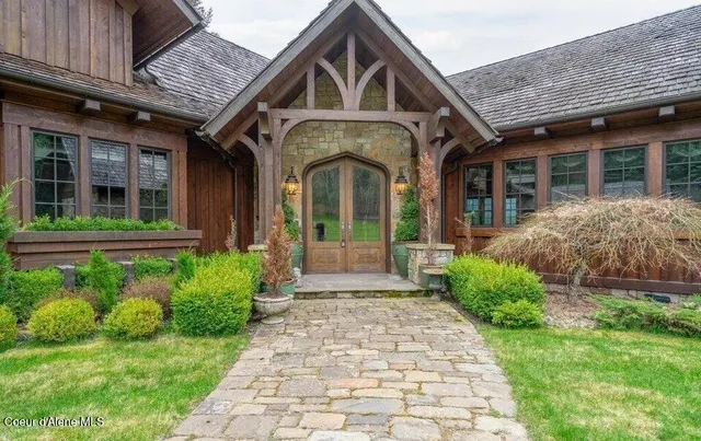 $5,500,000 | 7566 East Gem Shores Road, Hayden, ID 83835