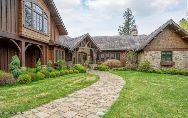 $5,500,000 | 7566 East Gem Shores Road, Hayden, ID 83835