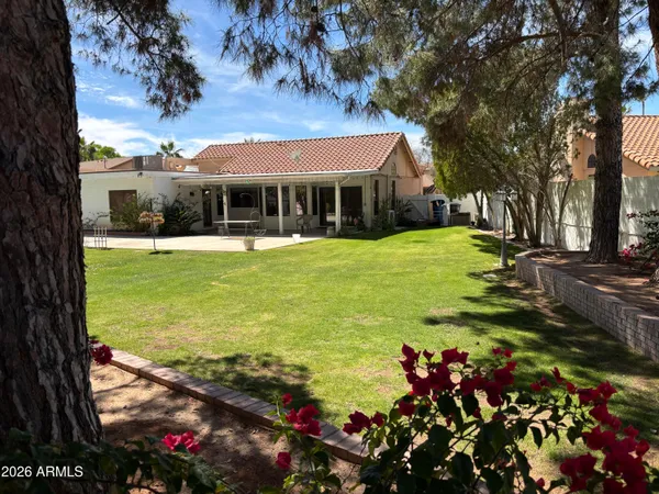 a view of a room with an empty space