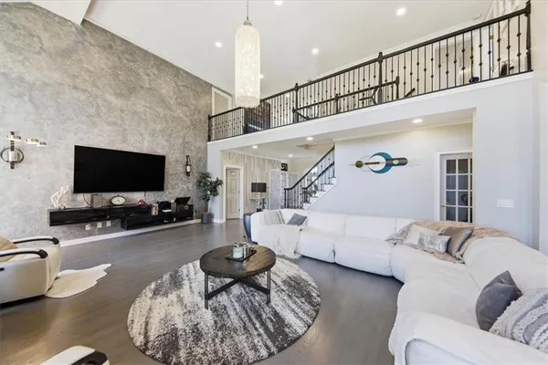 $1,065,000 | 1121 Hiddenbrook Lane, Suwanee, GA 30024