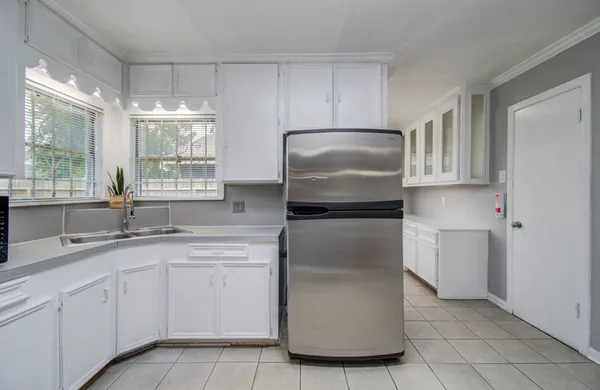$1,600 | 3626 Songwood Street, Houston, TX 77023
