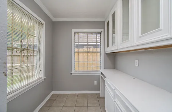 $1,600 | 3626 Songwood Street, Houston, TX 77023