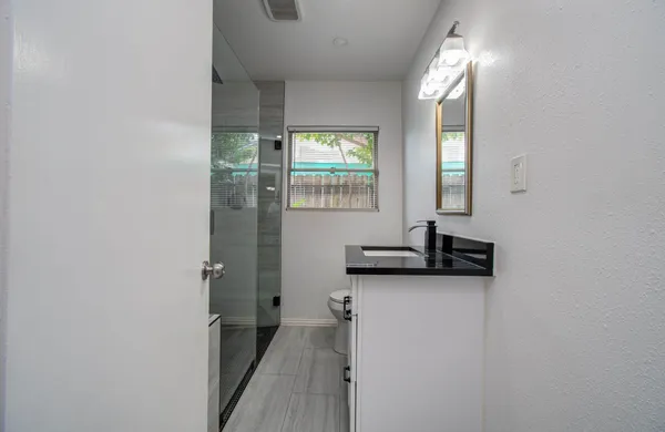 $1,600 | 3626 Songwood Street, Houston, TX 77023