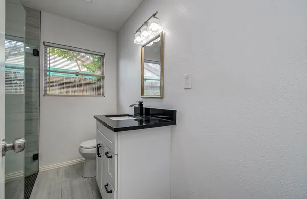 $1,600 | 3626 Songwood Street, Houston, TX 77023