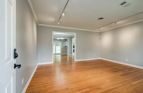 $1,600 | 3626 Songwood Street, Houston, TX 77023