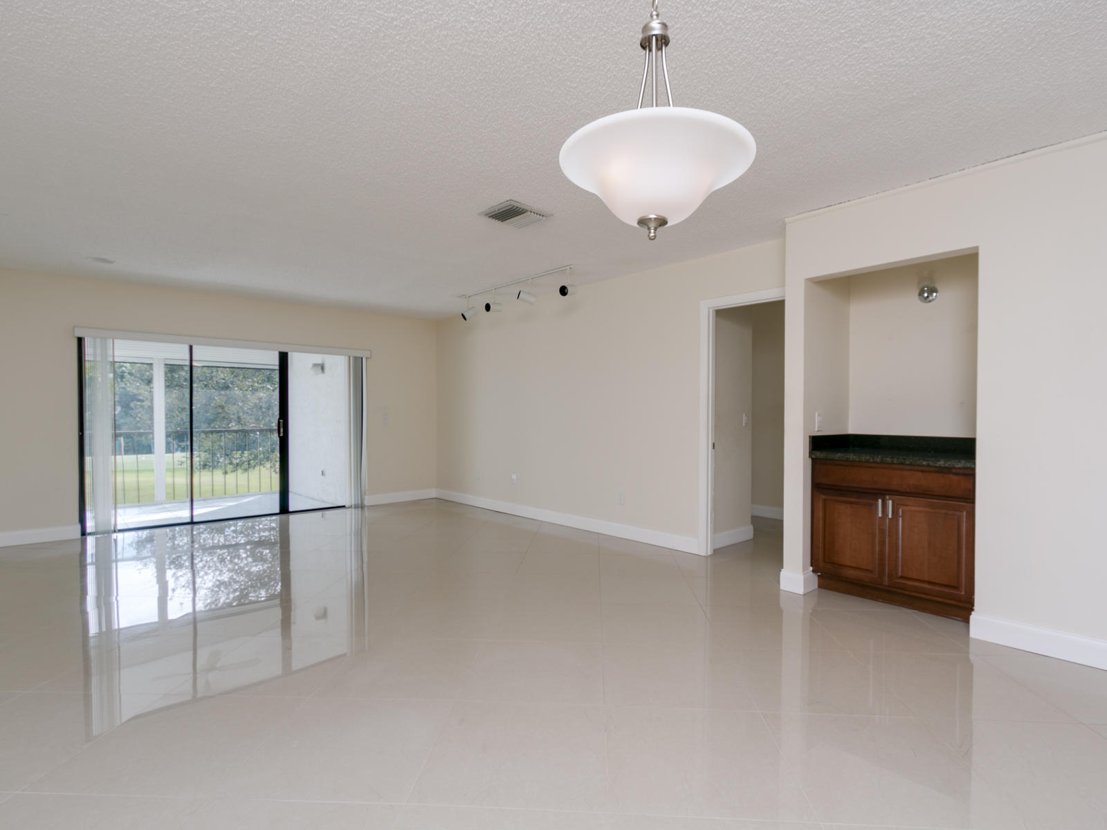 7956 Eastlake Drive, Unit 16F Boca Raton, FL 33433 - Photo 12 of 37 7956-26