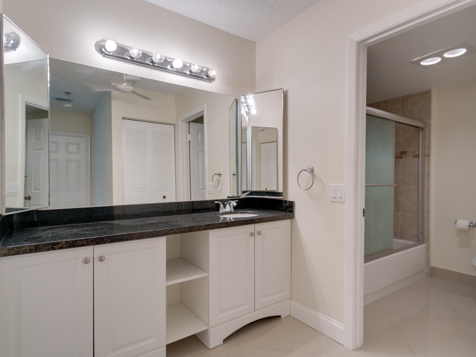 7956 Eastlake Drive, Unit 16F Boca Raton, FL 33433 - Photo 29 of 37 7956-38