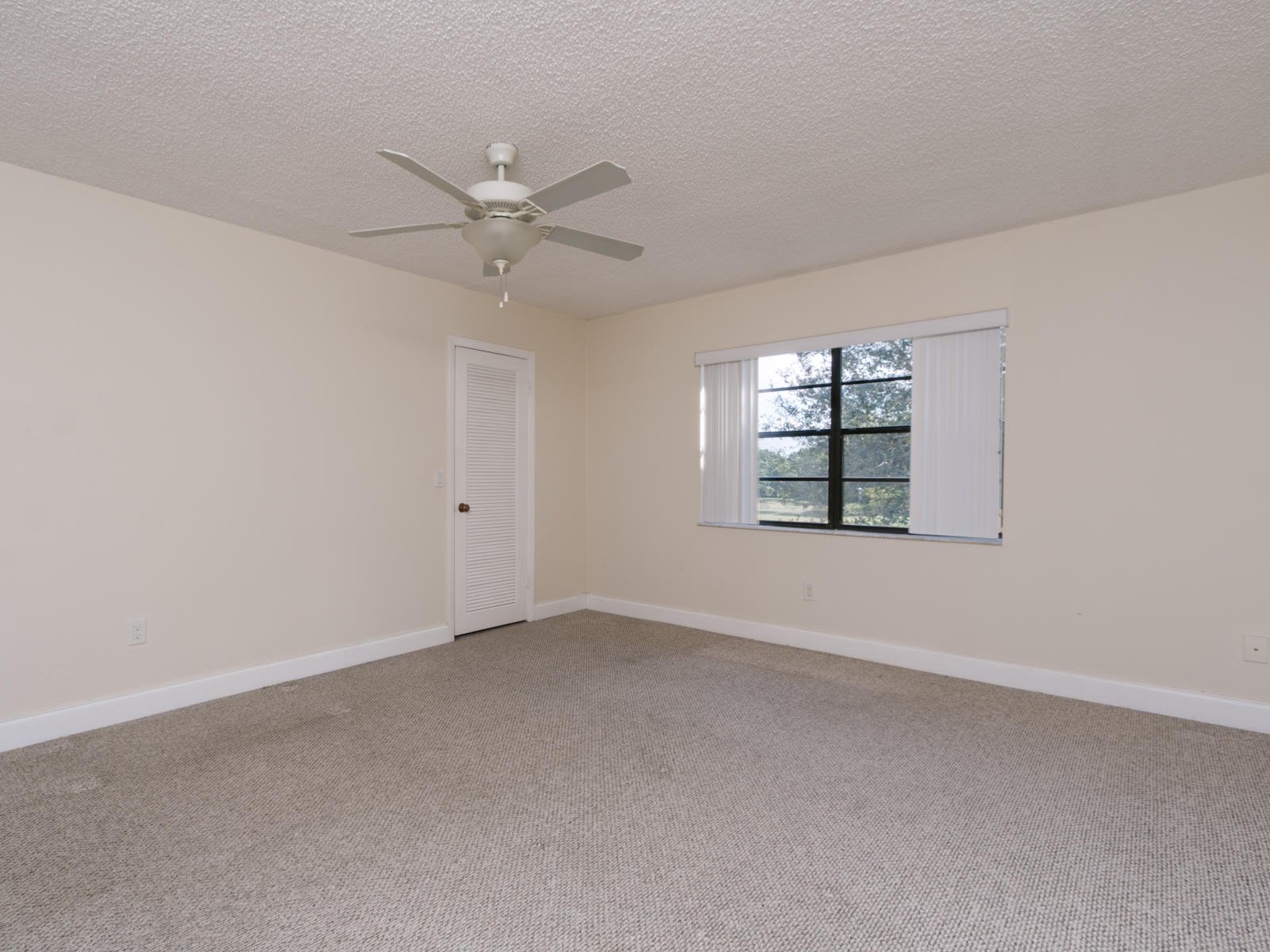 7956 Eastlake Drive, Unit 16F Boca Raton, FL 33433 - Photo 34 of 37 7956-43