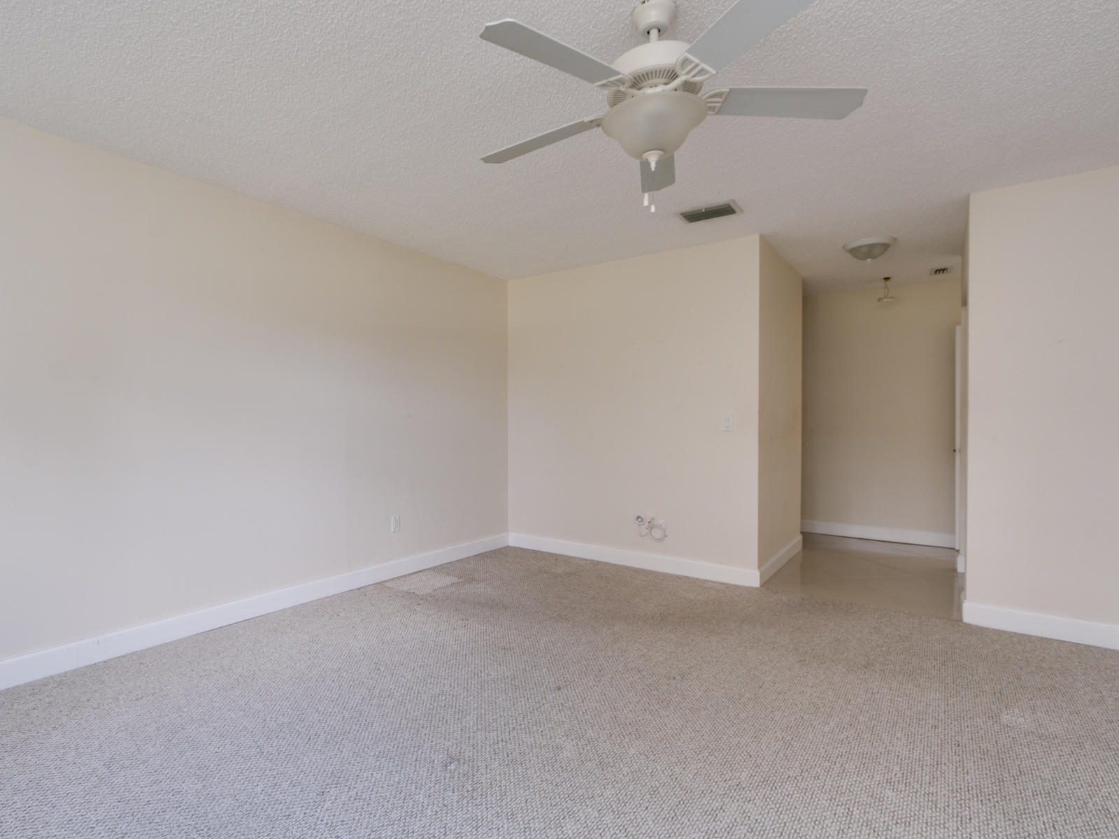 7956 Eastlake Drive, Unit 16F Boca Raton, FL 33433 - Photo 36 of 37 7956-45
