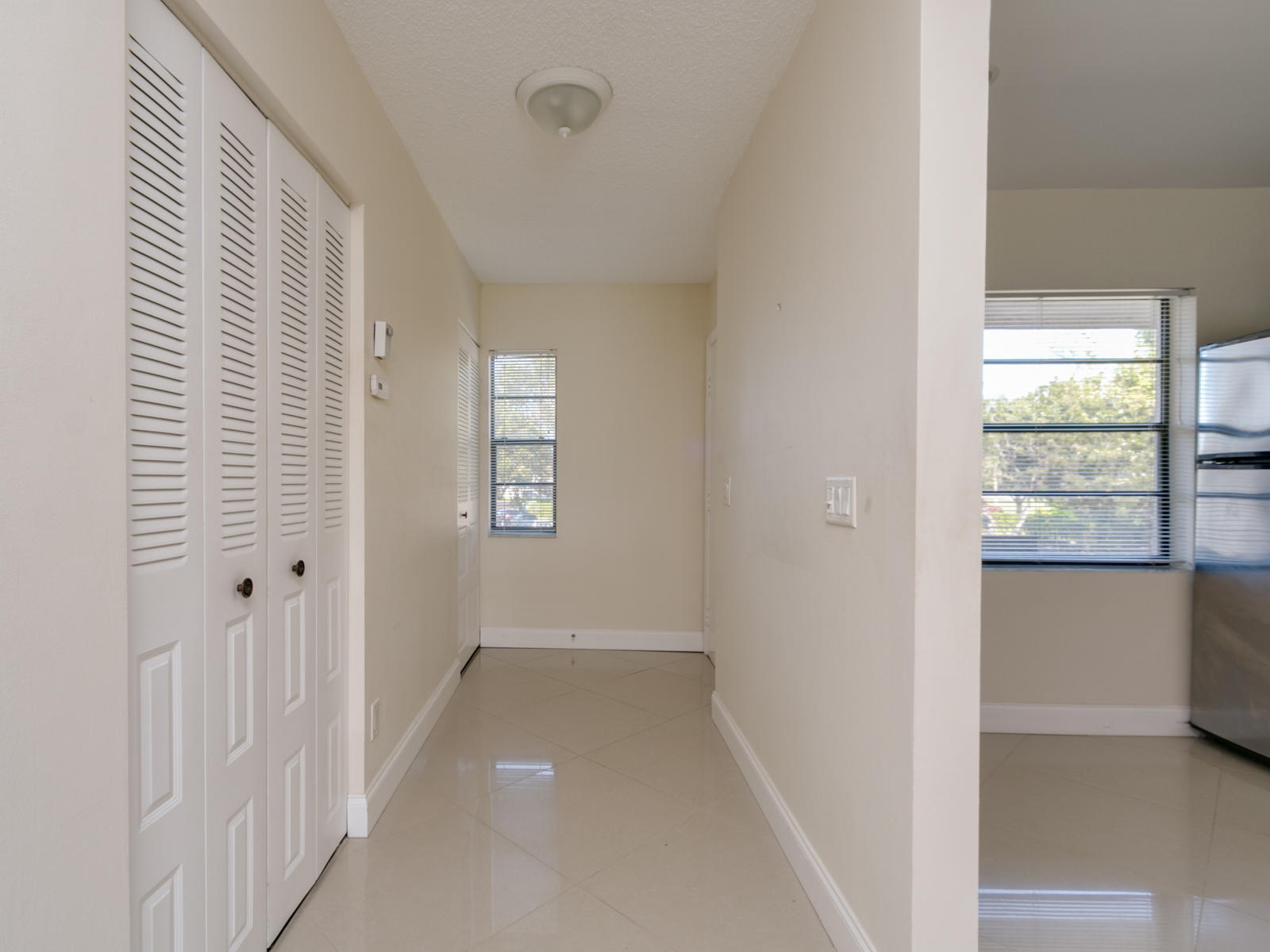 7956 Eastlake Drive, Unit 16F Boca Raton, FL 33433 - Photo 4 of 37 7956-13