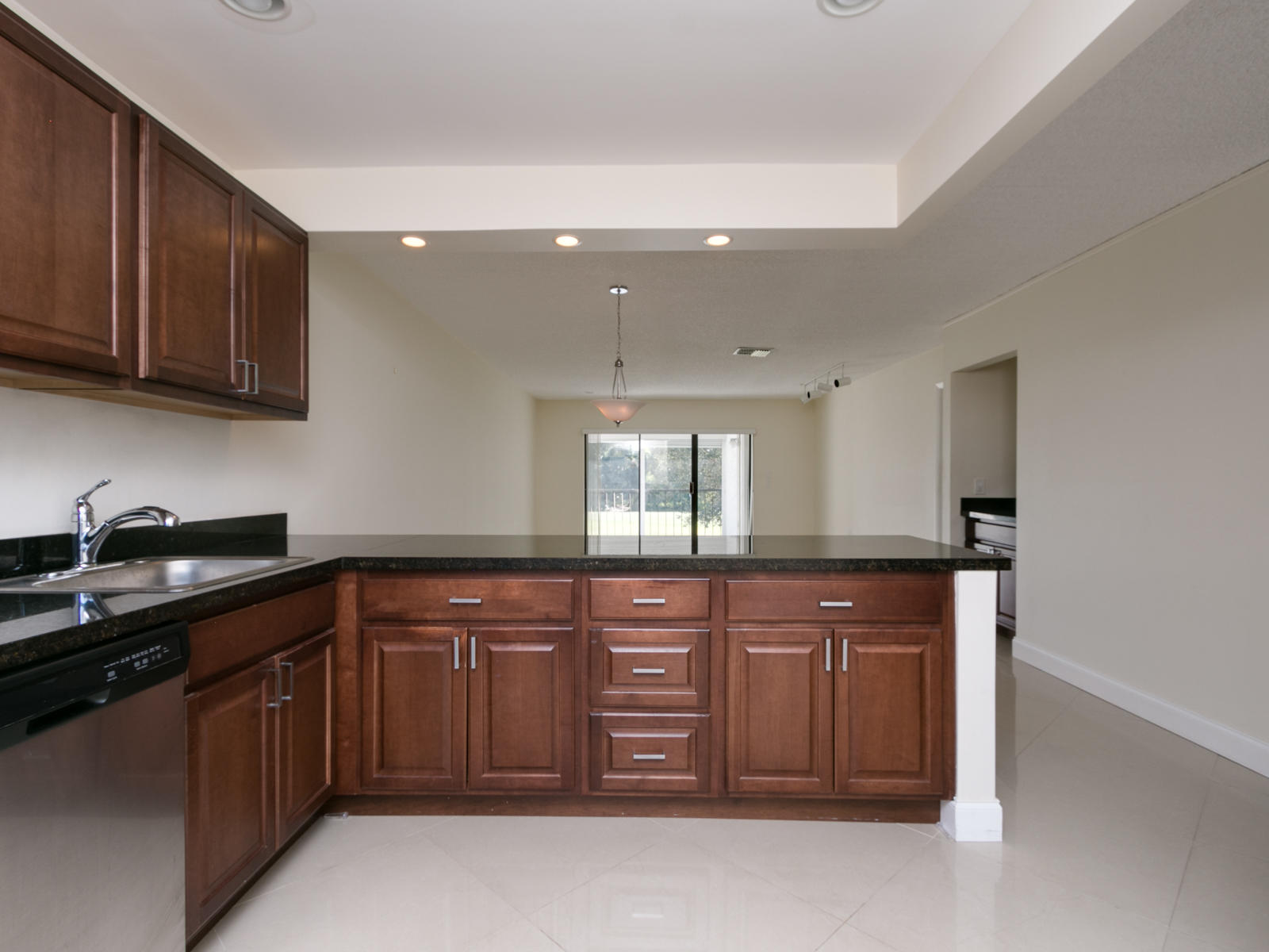 7956 Eastlake Drive, Unit 16F Boca Raton, FL 33433 - Photo 9 of 37 7956-18