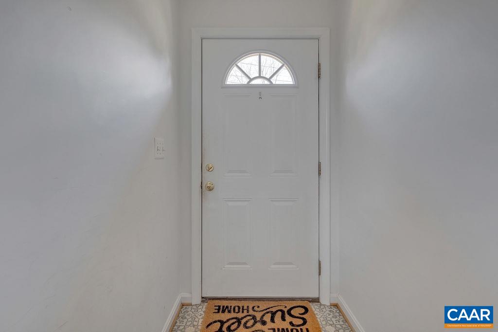 1413 Forest Ridge Road Charlottesville, VA 22903 - Photo 7 of 48 Gallery Image 7