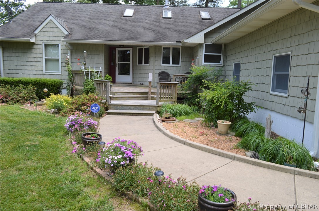 282 Locksley Lane Reedville, VA 22539 - Photo 4 of 44 Gallery Image 4