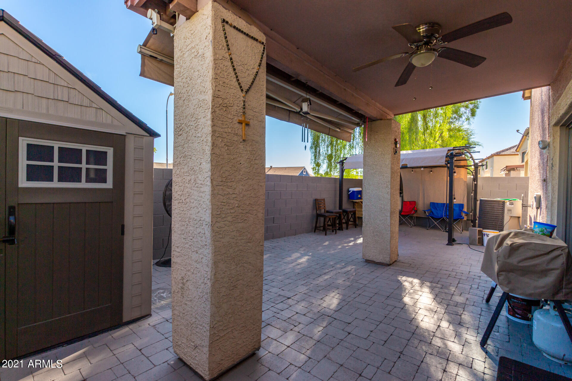 10225 West Camelback Road, Unit 8 Phoenix, AZ 85037 - Photo 27 of 30 a view of outdoor seating space
