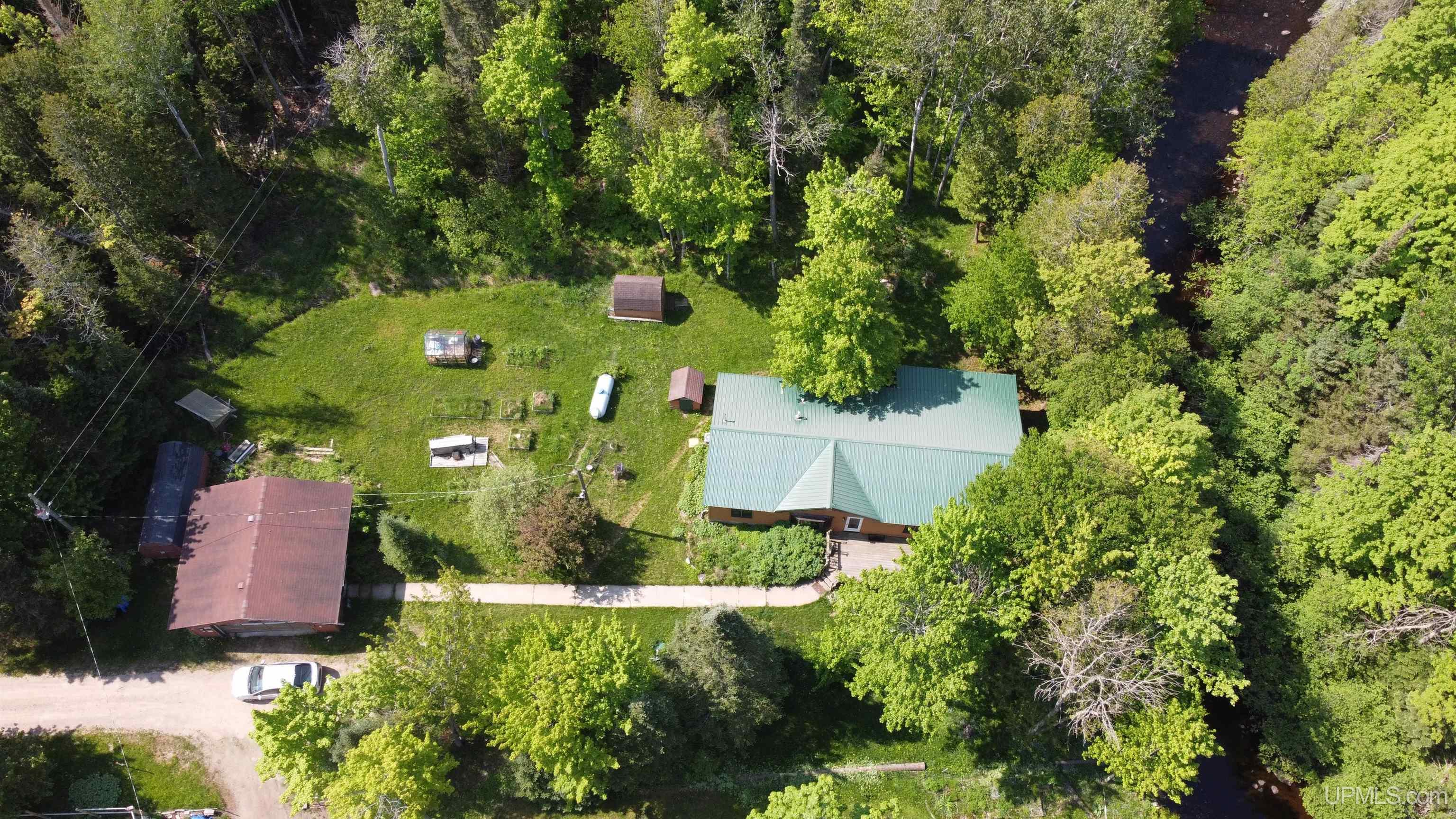 N9163 Deerton Road Deerton, MI 49822 - Photo 6 of 43 Gallery Image 6
