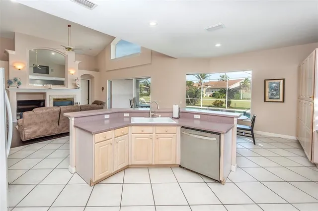 $1,199,000 | 7730 Aralia Way, Seminole, FL 33777