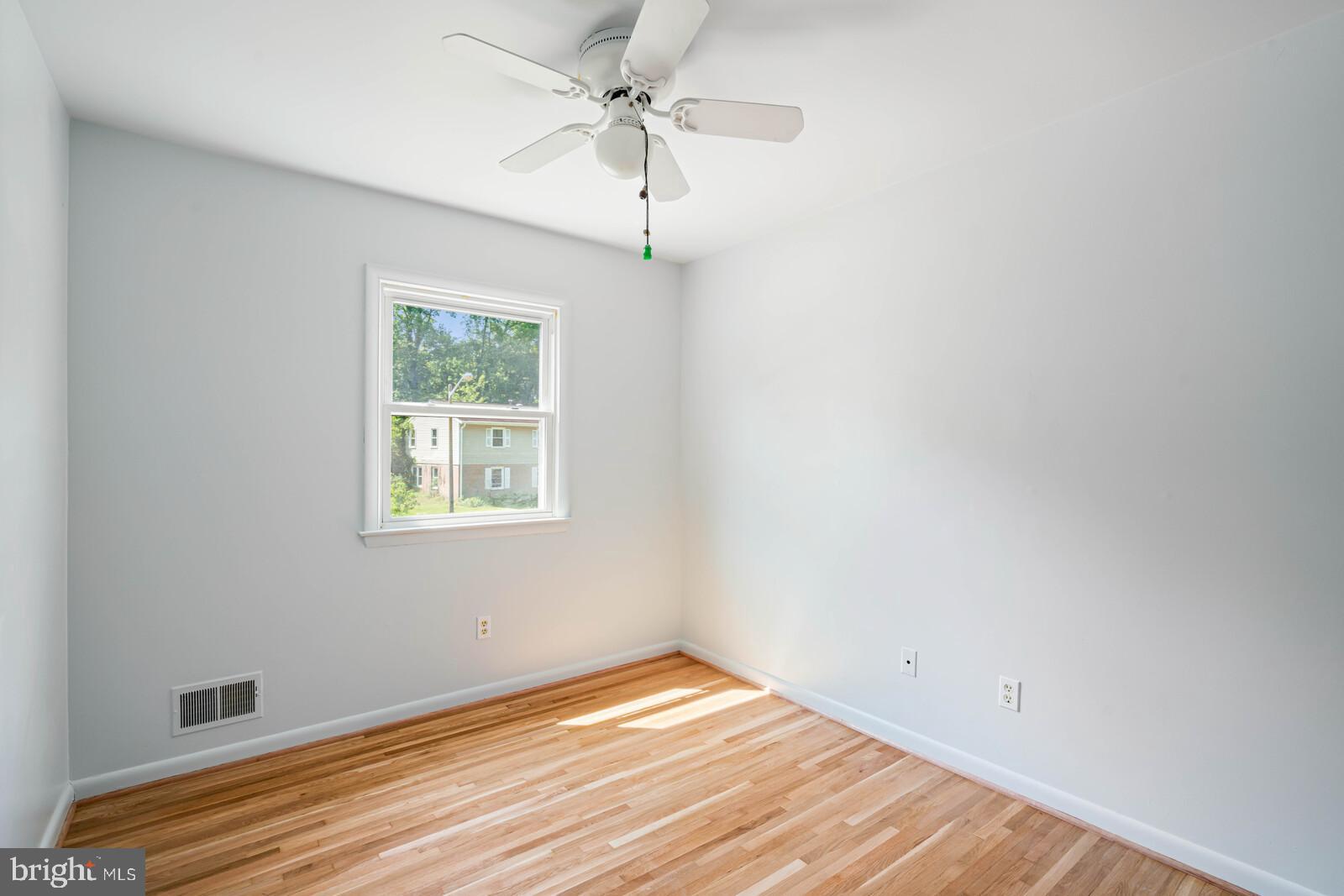 7120 Hadlow Court Springfield, VA 22152 - Photo 39 of 41 BR 4, wood flr, ceiling fan