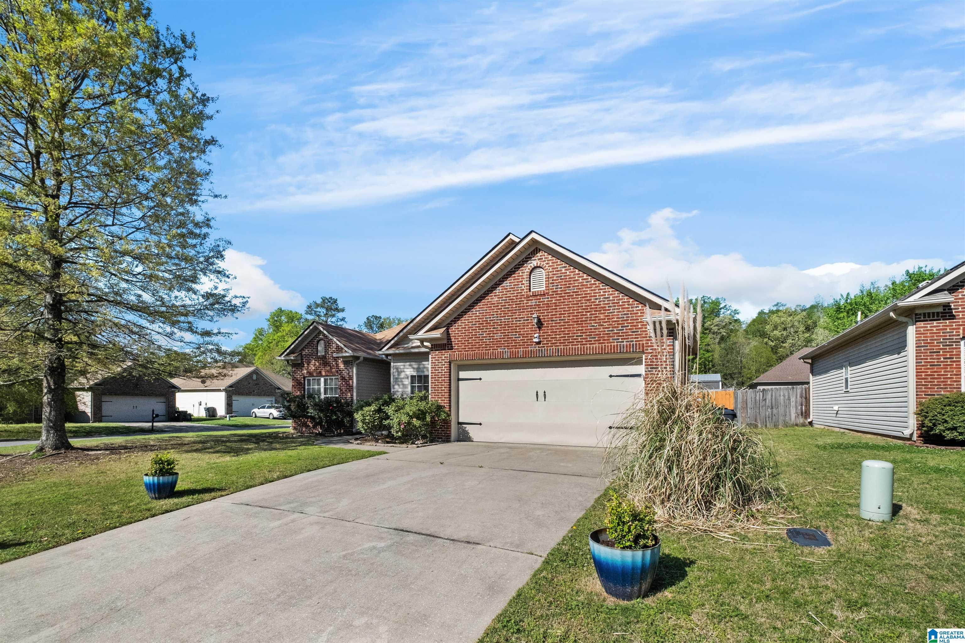 142 Merrimeadows Drive Calera, AL 35040 - Photo 2 of 31