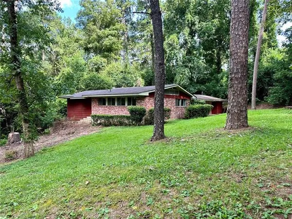 $185,000 | 201 Washington Street, Pineville, LA 71360