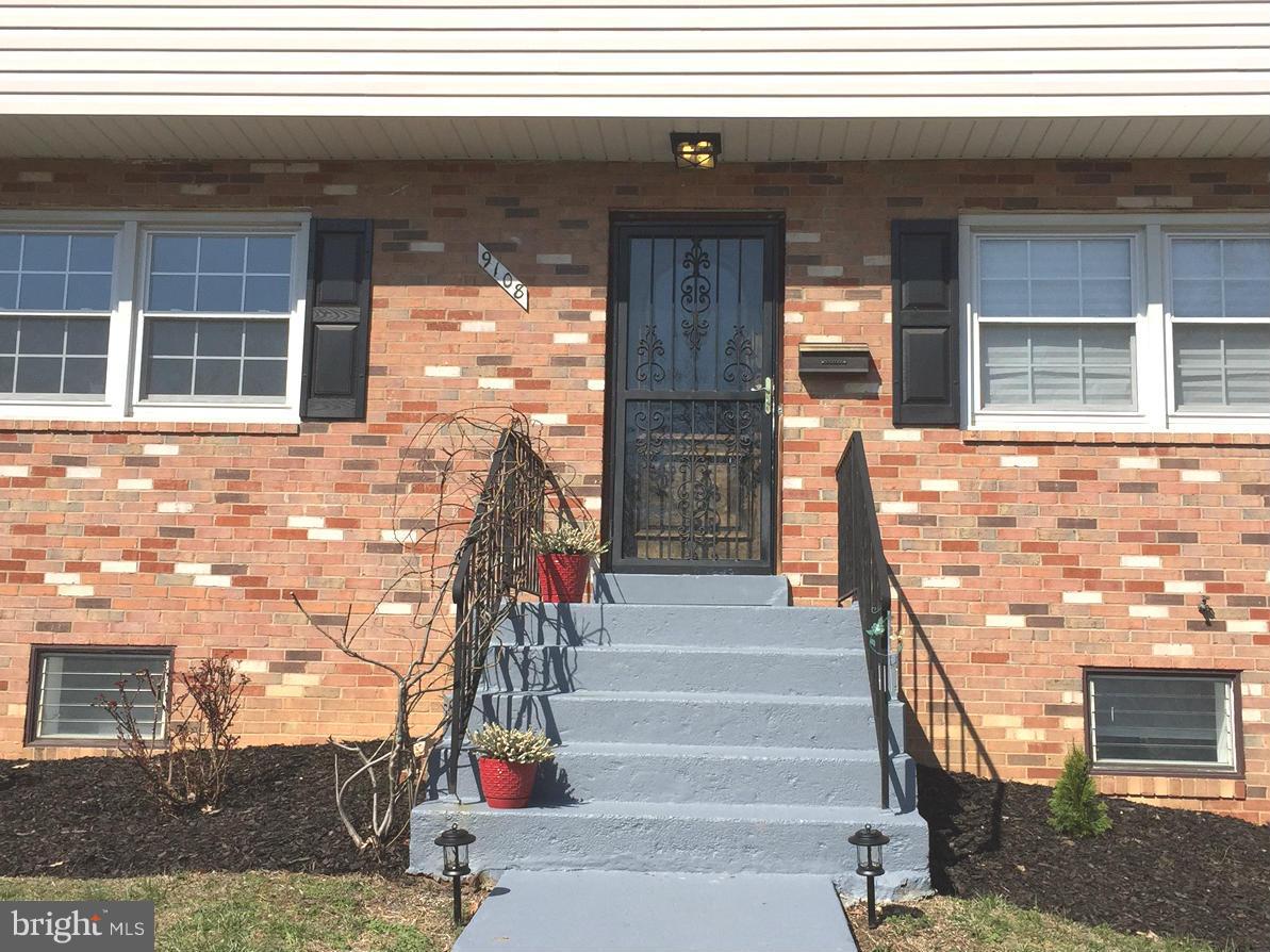 9108 Good Luck Road Lanham, MD 20706 - Photo 2 of 28 Exterior (Front)