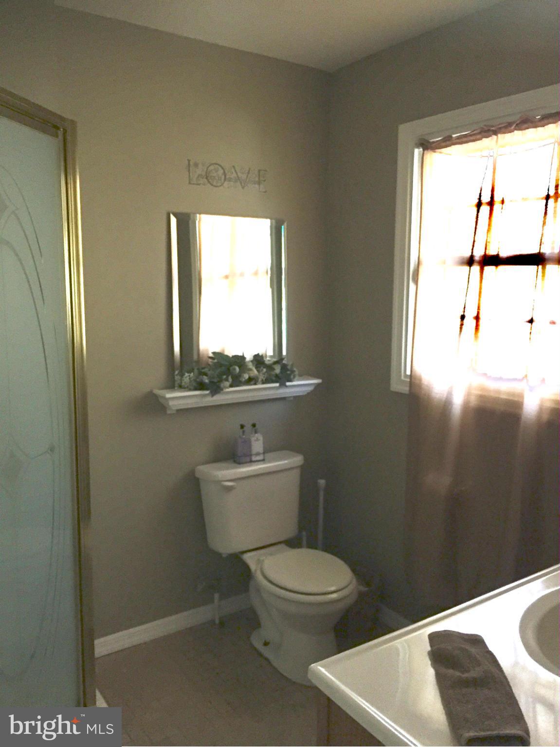 9108 Good Luck Road Lanham, MD 20706 - Photo 21 of 28 Bath