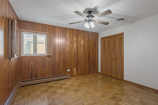 $3,350 | 4900 Ridgewood Avenue, Norridge, IL 60706