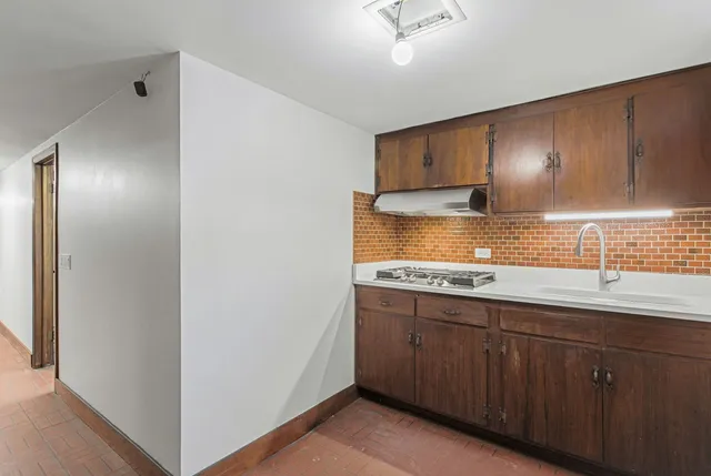 $3,350 | 4900 Ridgewood Avenue, Norridge, IL 60706