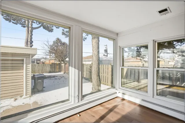 $3,350 | 4900 Ridgewood Avenue, Norridge, IL 60706