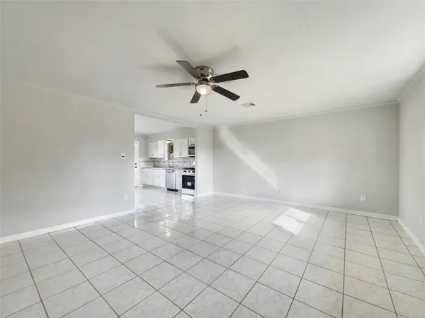 $185,000 | 205 Bastrop Street, Angleton, TX 77515