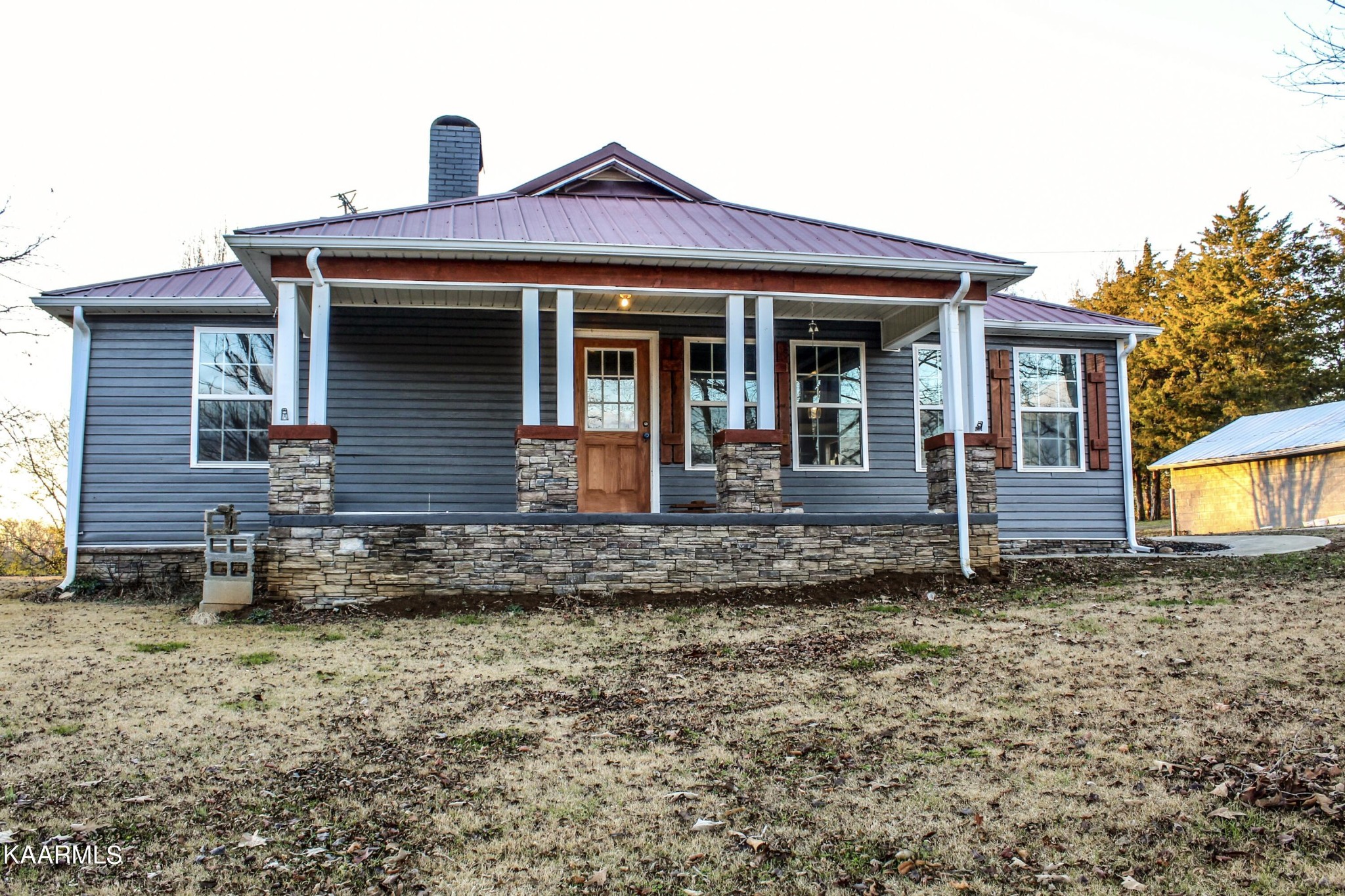 281 Summitt Road Madisonville, TN 37354 - Photo 3 of 38 Gallery Image 3