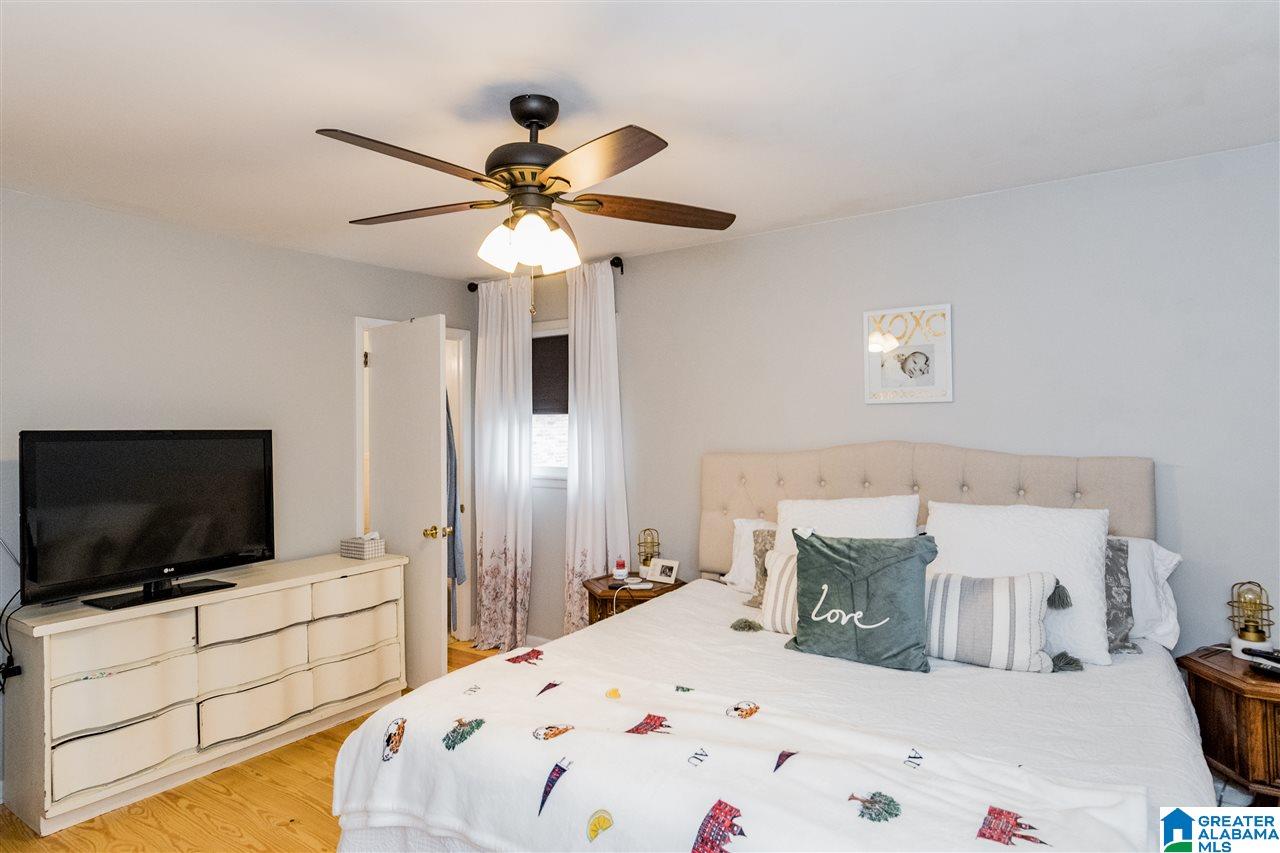 1112 Blue Ridge Boulevard Hoover, AL 35226 - Photo 22 of 32 Gallery Image 22