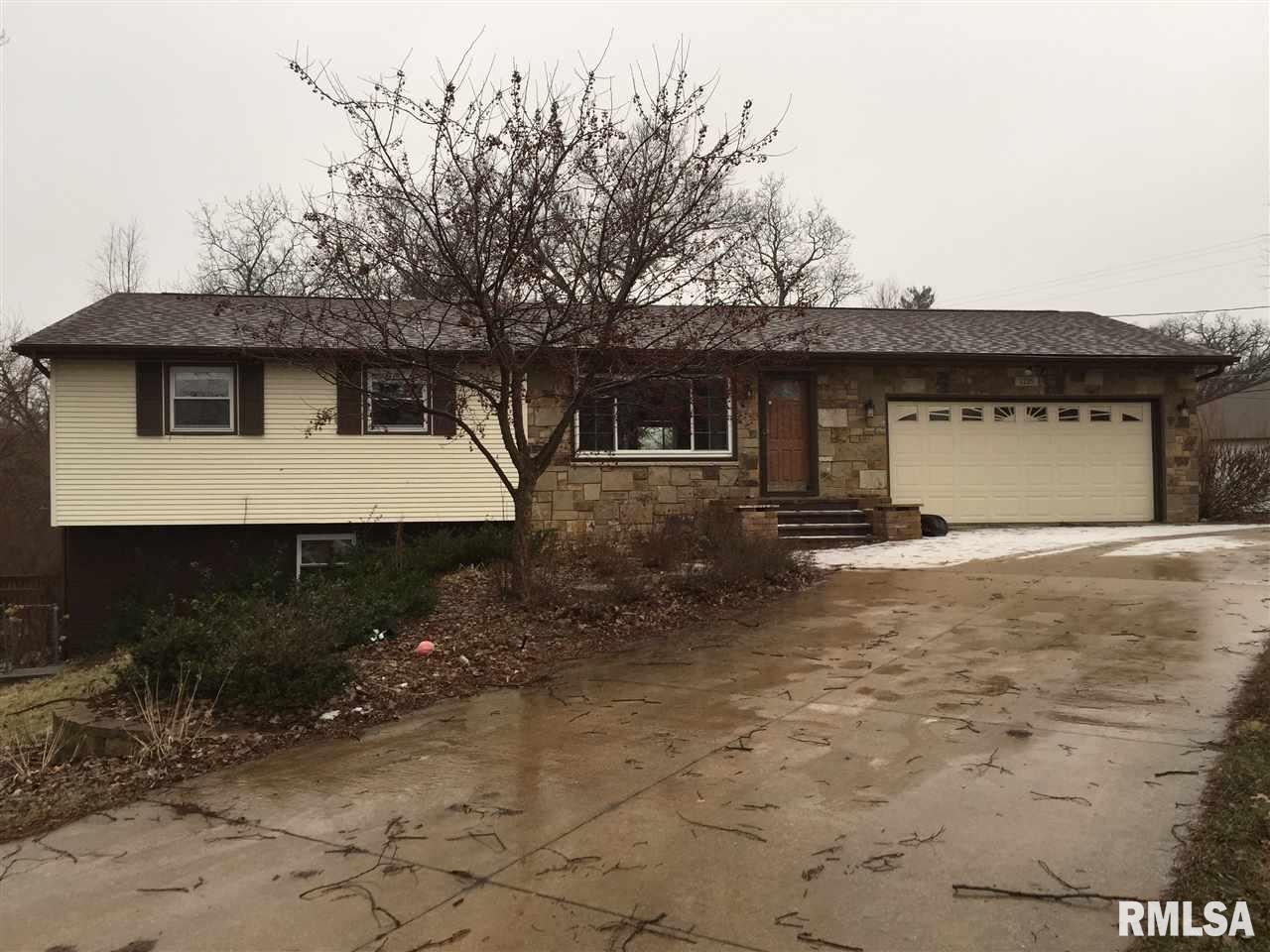 1218 Coyne Center Road Milan, IL 61264 - Photo 1 of 9 Gallery Image 1