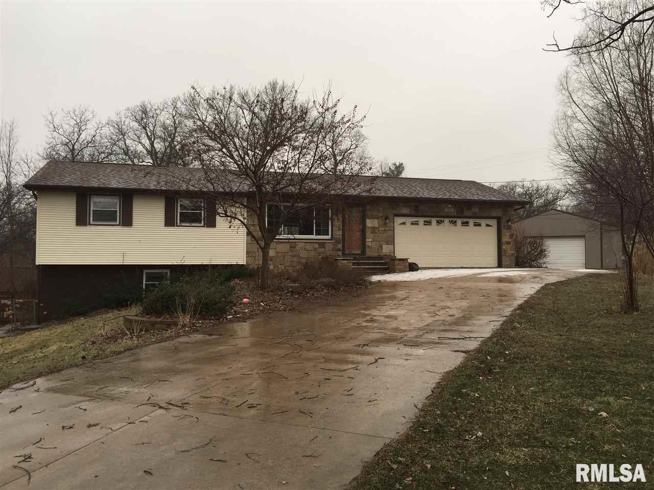 1218 Coyne Center Road Milan, IL 61264 - Photo 2 of 9 Gallery Image 2
