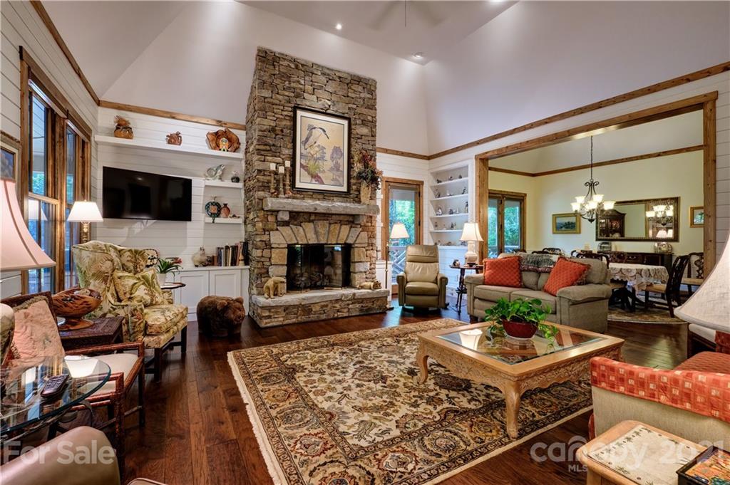 29 Leaning Tree Road Sapphire, NC 28774 - Photo 5 of 28 Gallery Image 5