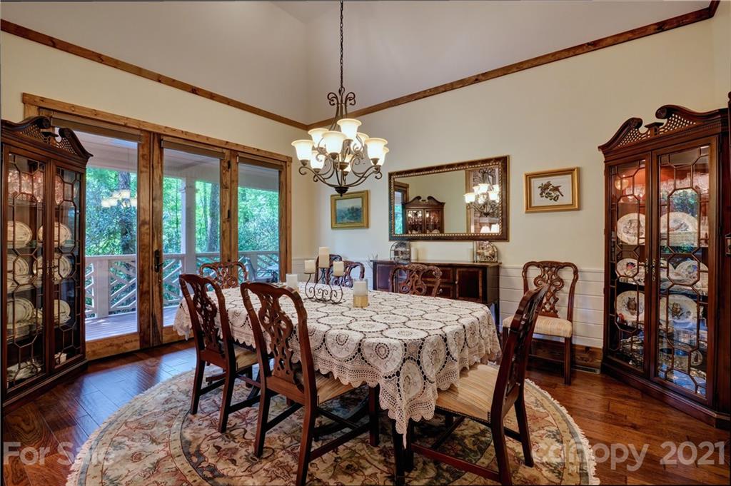 29 Leaning Tree Road Sapphire, NC 28774 - Photo 6 of 28 Gallery Image 6