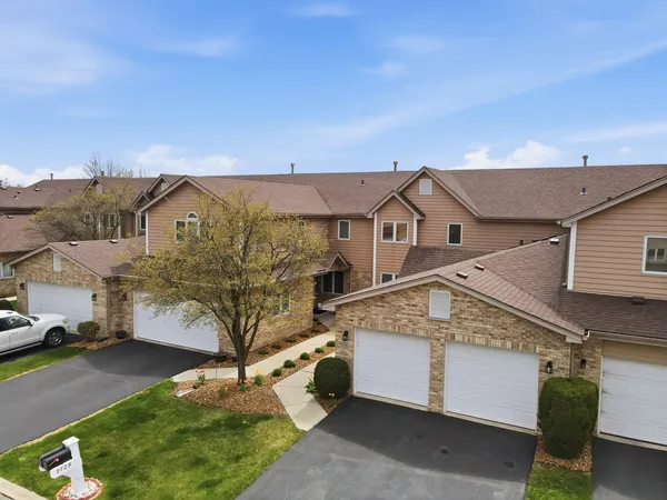 $399,900 | 7729 Northfield Lane, Unit 7729, Tinley Park, IL 60487