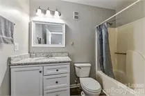 $850 | 300 Hoskins Mill Lane, Unit F, Charlotte, NC 28208