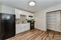 $850 | 300 Hoskins Mill Lane, Unit F, Charlotte, NC 28208