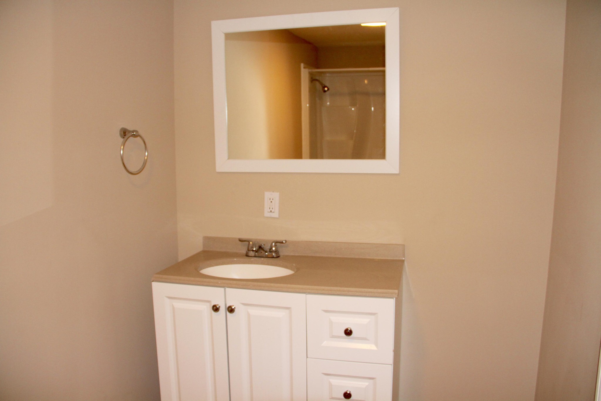 1295 Zion Ridge Road Loudon, TN 37774 - Photo 29 of 40 a bathroom with a sink and a mirror