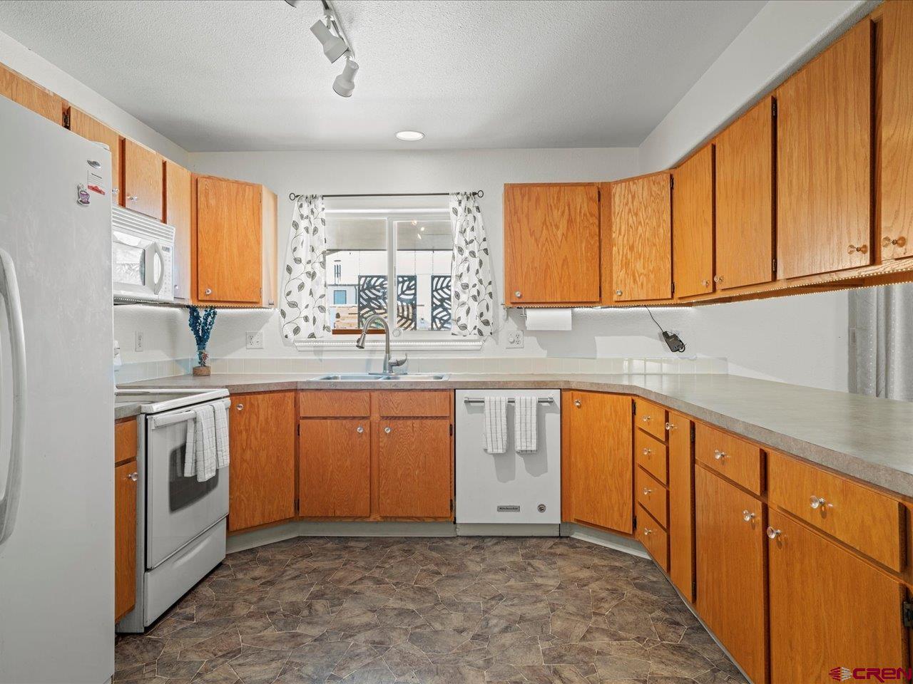 2034 James Street Montrose, CO 81401 - Photo 19 of 28