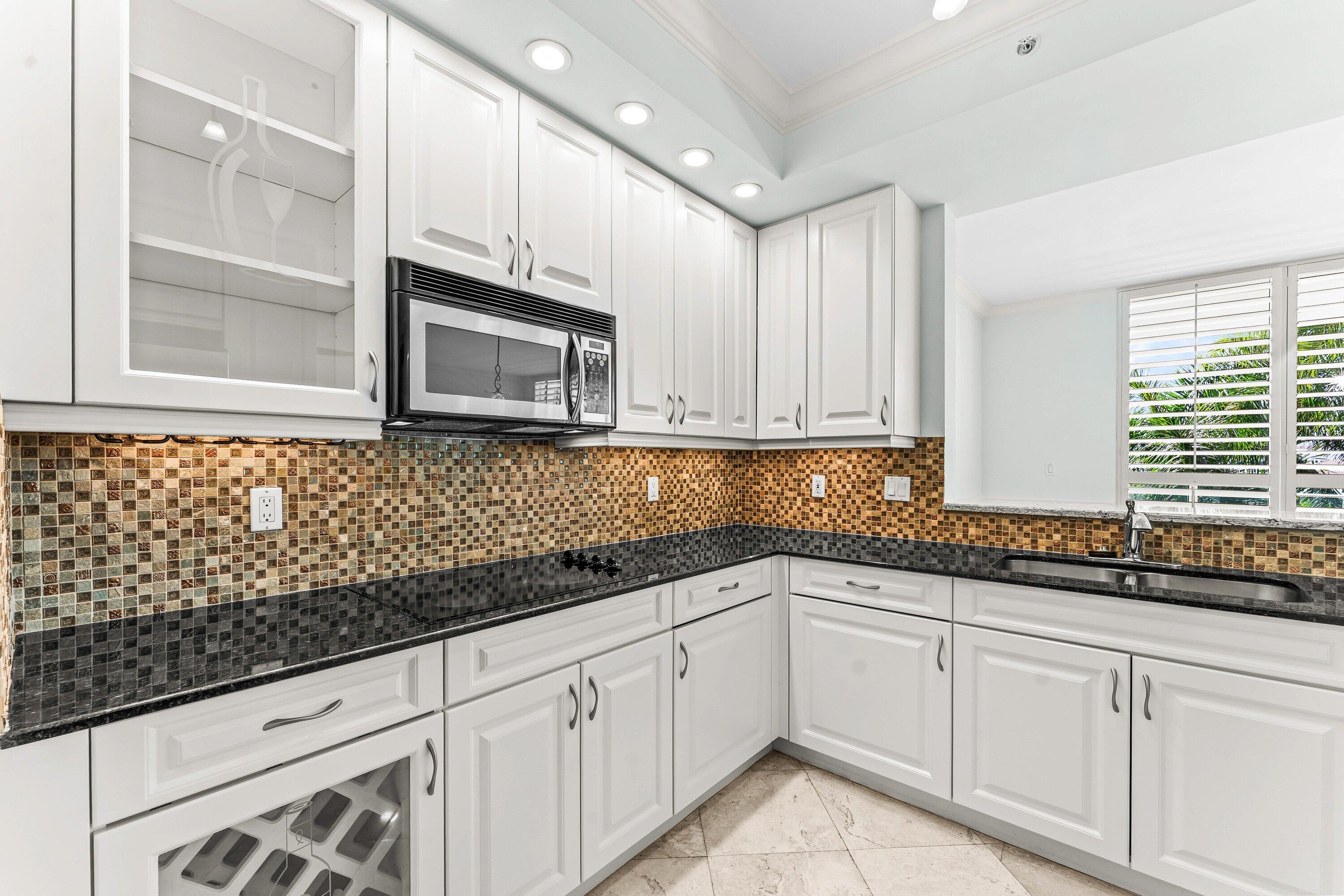 550 Southeast Mizner Boulevard, Unit B501 Boca Raton, FL 33432 - Photo 12 of 71 550 SE Mizner Blvd, B501, Boca Raton FL