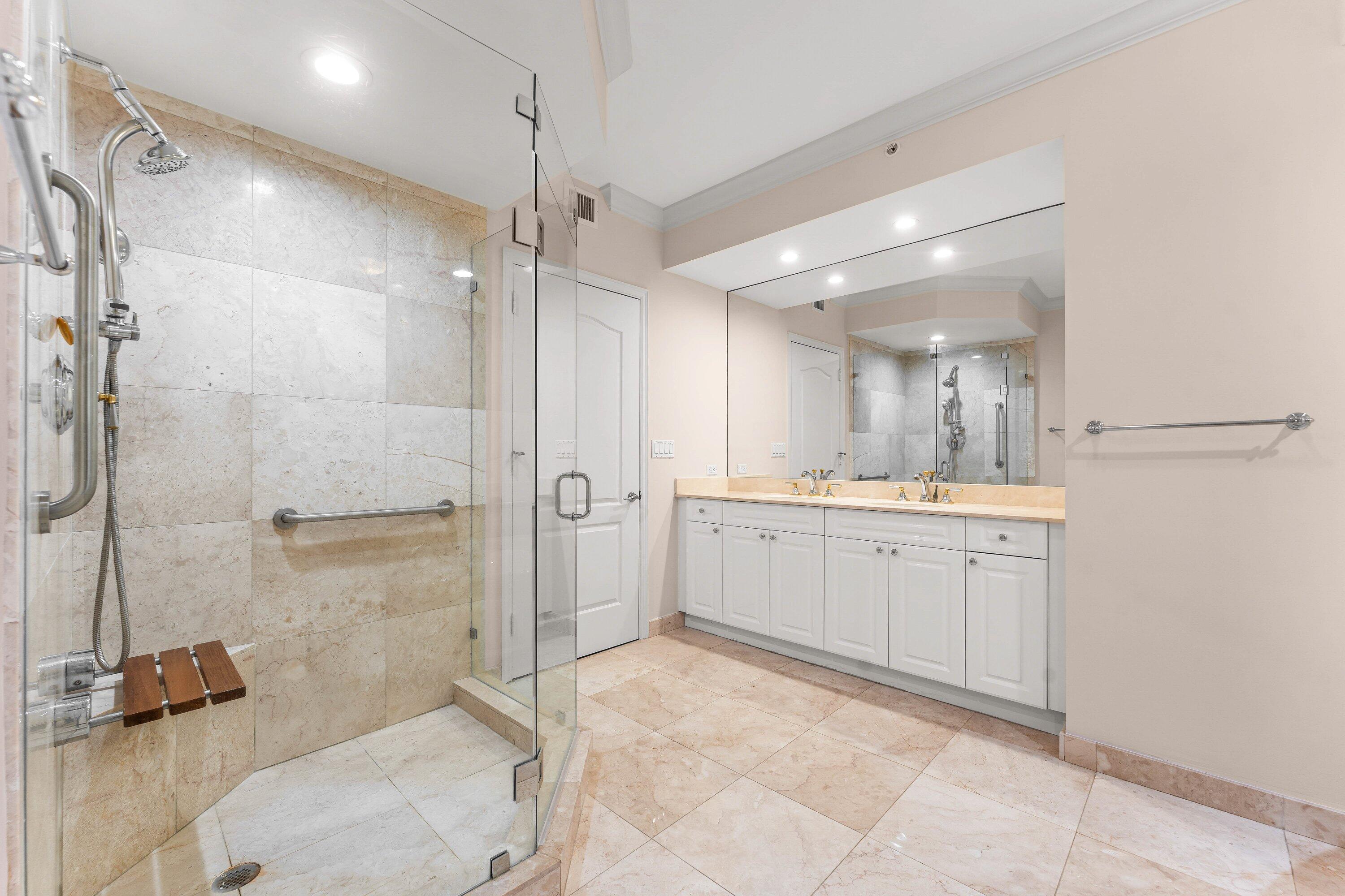 550 Southeast Mizner Boulevard, Unit B501 Boca Raton, FL 33432 - Photo 16 of 71 550 SE Mizner Blvd, B501, Boca Raton FL