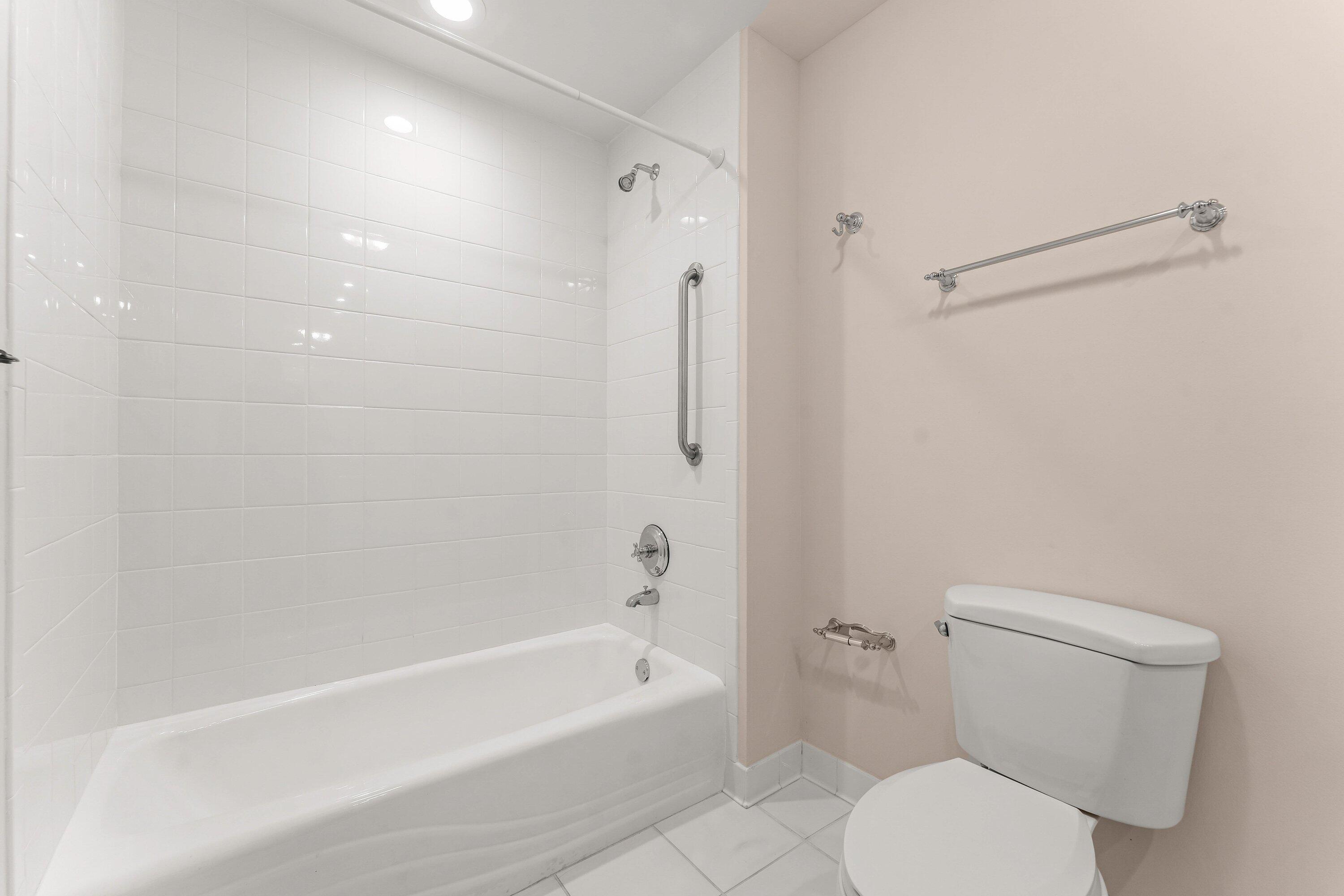 550 Southeast Mizner Boulevard, Unit B501 Boca Raton, FL 33432 - Photo 25 of 71 550 SE Mizner Blvd, B501, Boca Raton FL