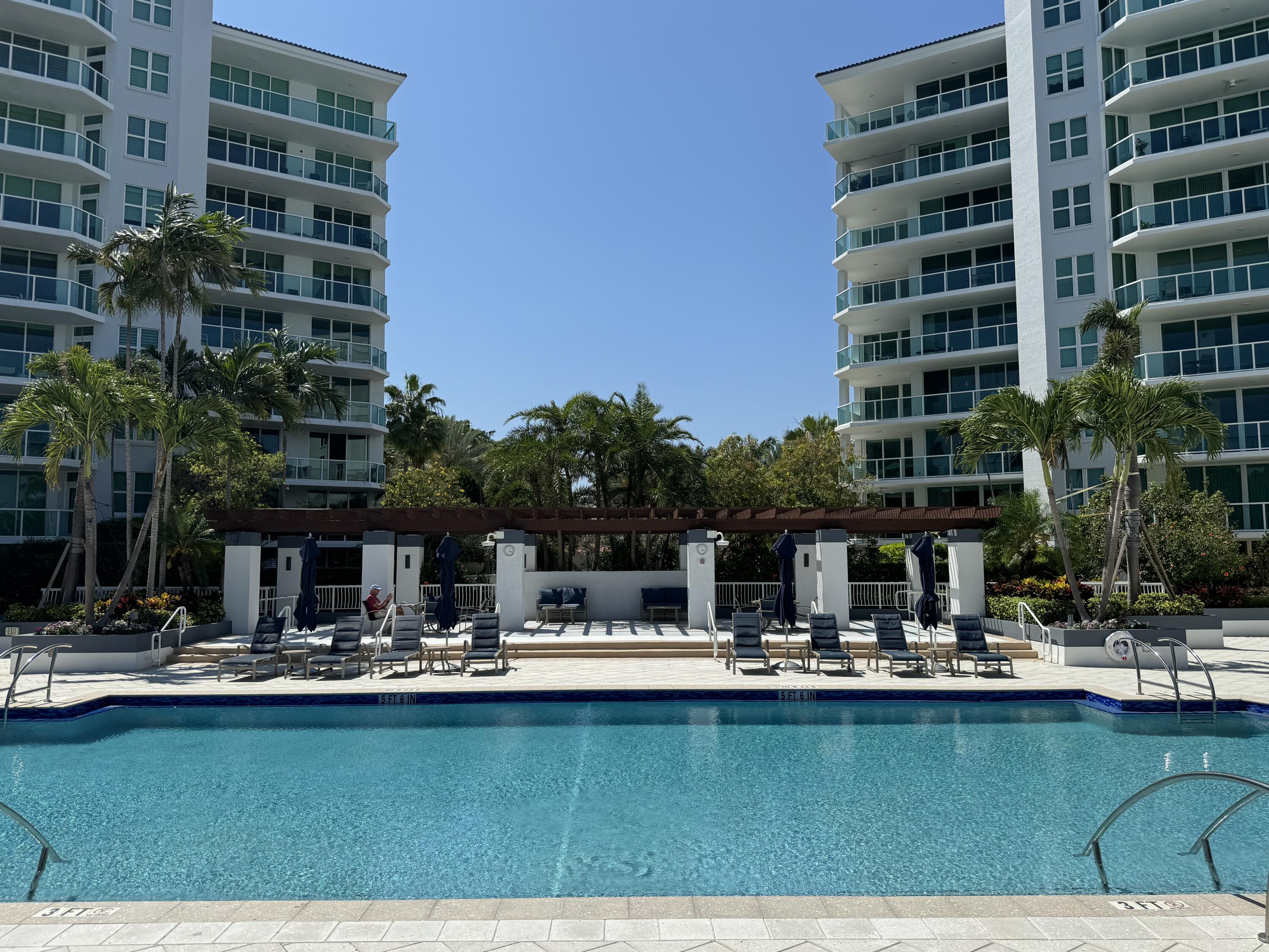 550 Southeast Mizner Boulevard, Unit B501 Boca Raton, FL 33432 - Photo 33 of 71 002 Townsend Place pool area picture2