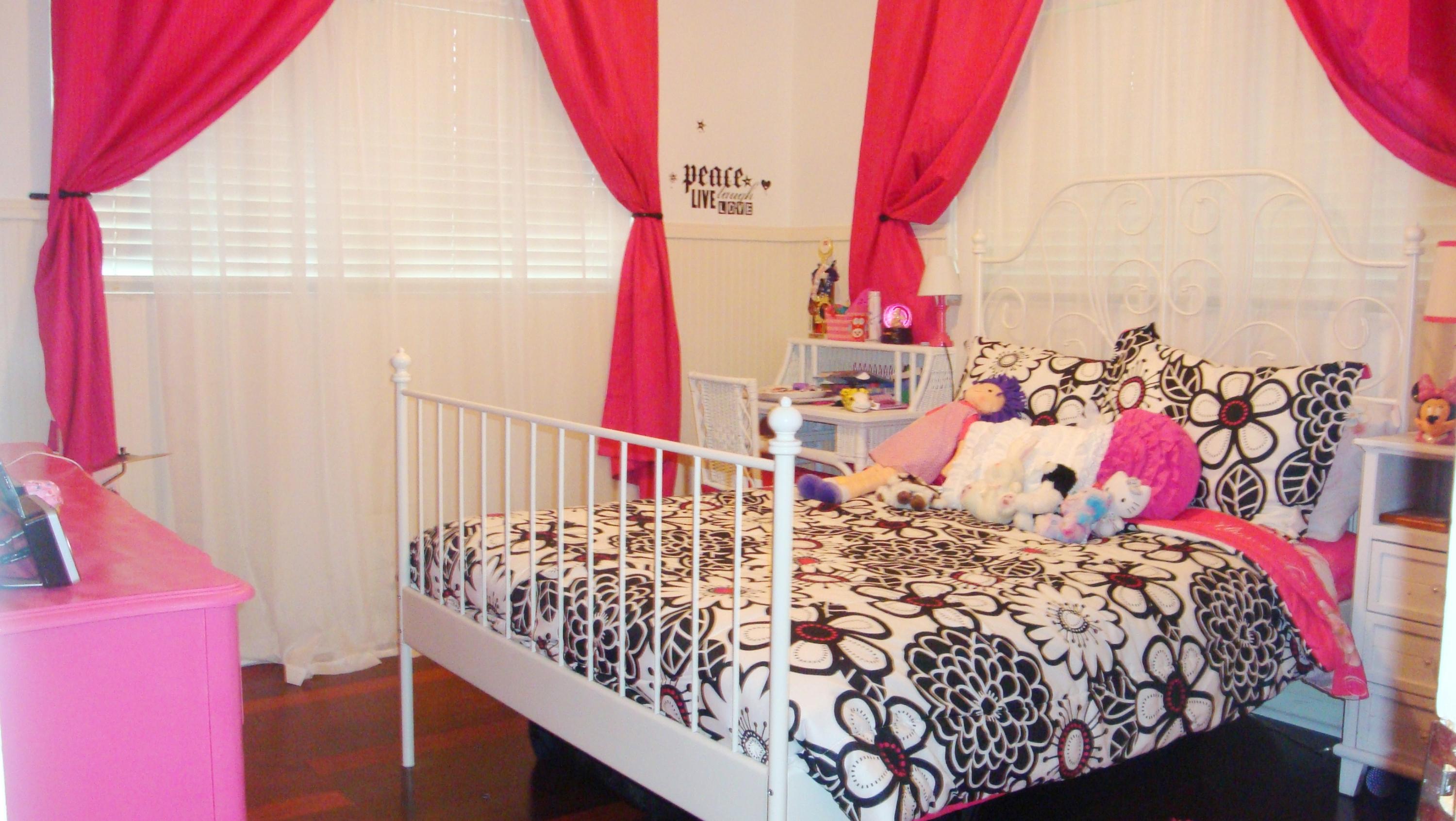 880 Butternut Terrace Boca Raton, FL 33486 - Photo 28 of 32 2nd Bedroom with 2 Windows!
