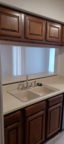 $1,950 | 2106 Rainbow Drive, Unit 4211, Arlington, TX 76011