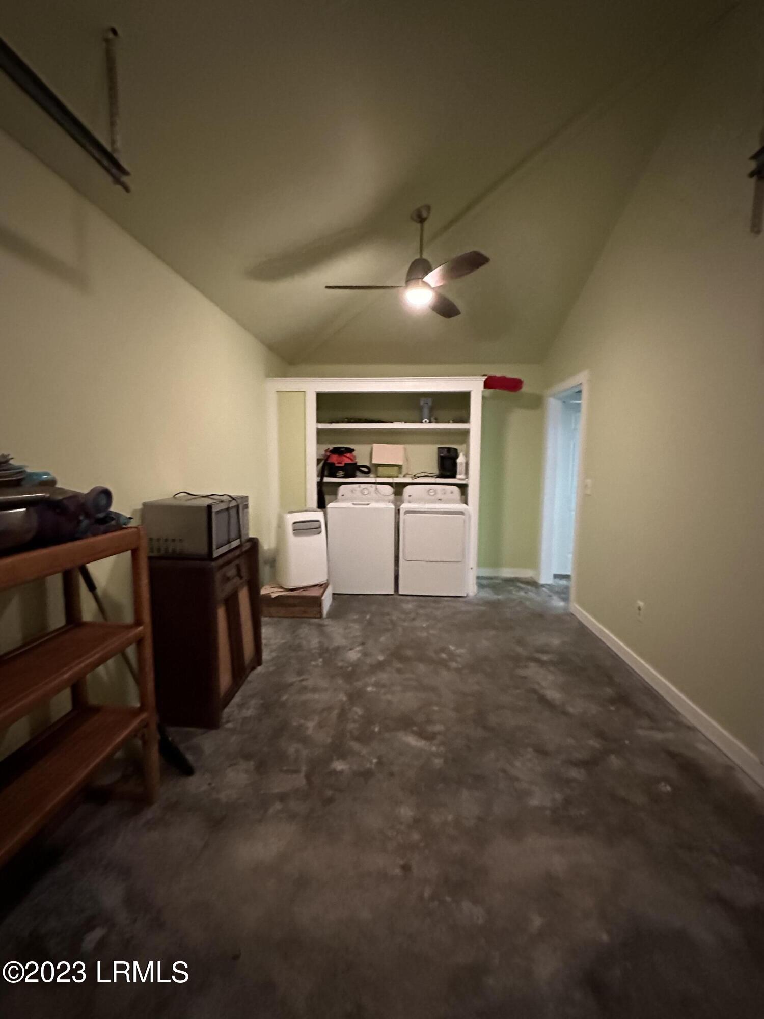 33 Winding Way Beaufort, SC 29907 - Photo 17 of 20 792C8D2E-9F25-4EC9-B420-0F27666EFD50